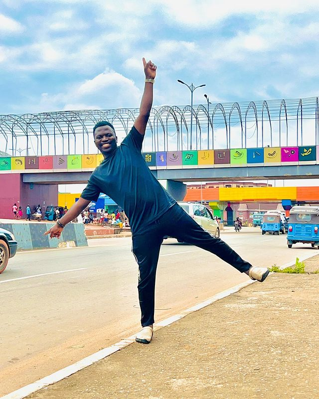 Manueldpoet's tweet photo. 31/36 (Ebonyi State) 05 states to go!

#EndBackGovernanceProtest Congratulations Nigeria Area 1

#withGodallthingsarepossible
#project36in36
#proverbs3:6
#Saved2save
#manuelthetraveller https://t.co/hW6JGUVaxT