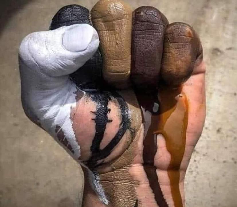 #Darlington we are better than this. Don’t let a small group tell you anything different. 

Thanks to <a href="/DurhamPolice/">Durham Constabulary</a> for keeping us all safe and disorder is not the way to go!