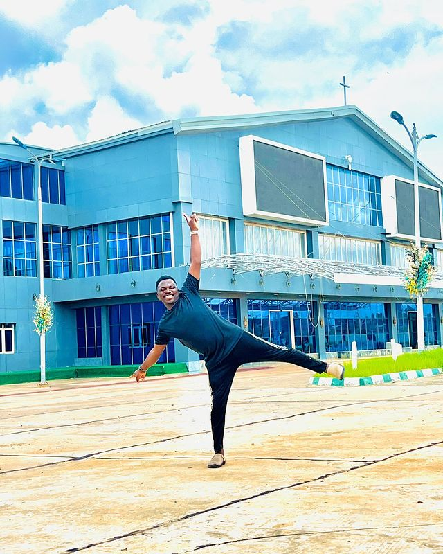 Manueldpoet's tweet photo. 31/36 (Ebonyi State) 05 states to go!
#EndBackGovernanceProtest Congratulations Nigeria Area 1
#withGodallthingsarepossible
#project36in36
#proverbs3:6
#Saved2save
#manuelthetraveller https://t.co/hW6JGUVaxT