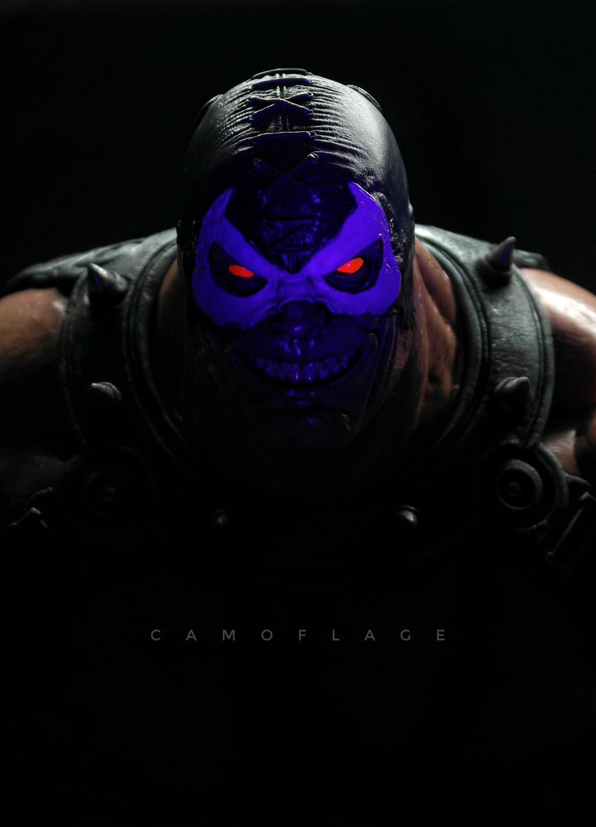 The shadows betray you because they belong to me …
<a href="/ThiagoProvin/">Thiago Provin</a> 
#dc #bane #statue #custom #sculpture #painting