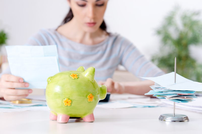 CouponsToDealz's tweet photo. 👪💰 Parenting can be expensive! From diapers to school supplies, there's always something to pay for. But some expenses are bigger than others. Here are some top expenses to expect as a family. #familyexpenses #parenting #budgeting

Link: https://t.co/DeS2BrUNla https://t.co/AwVnEqccbg
