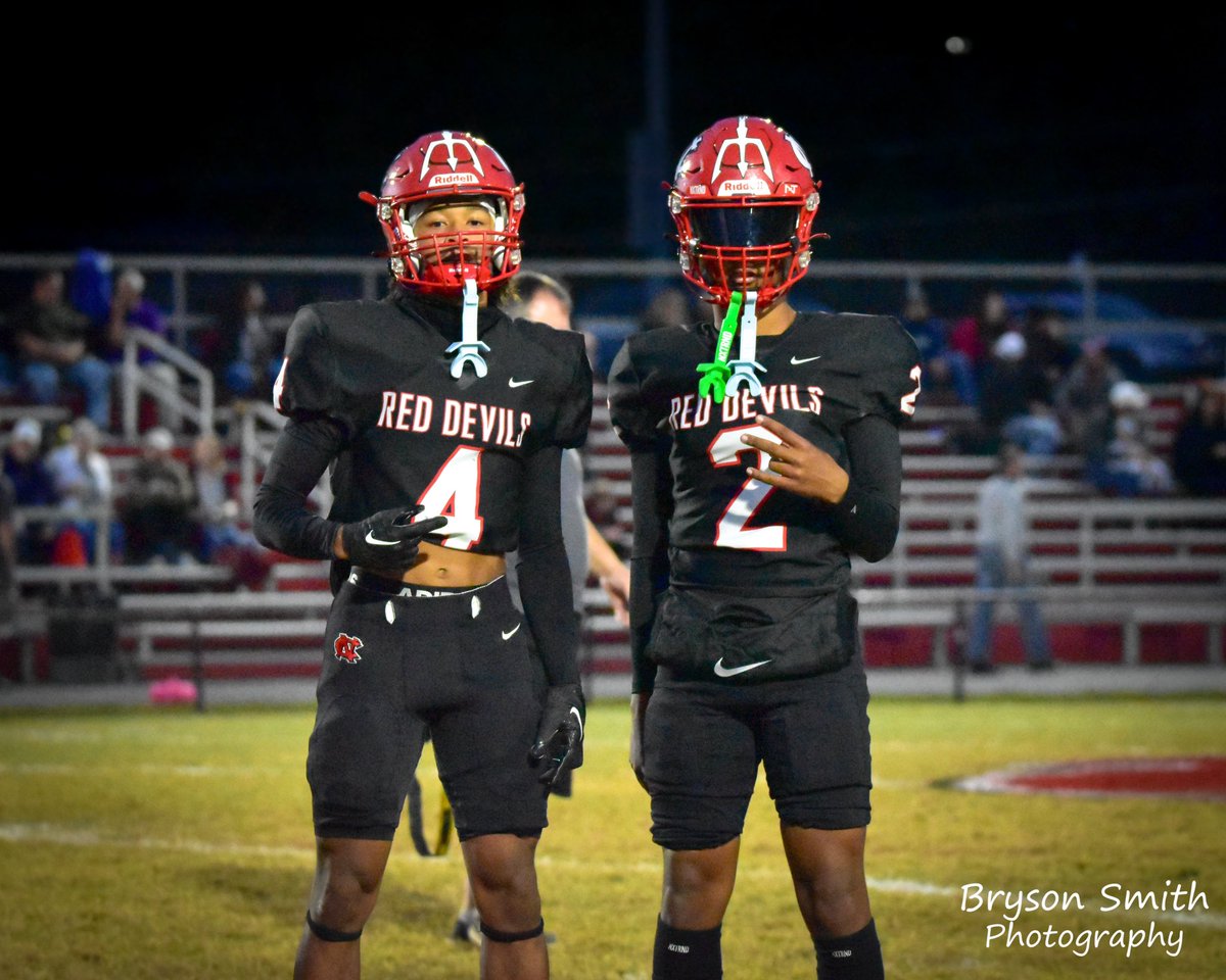 1000+ rec yd season loading....