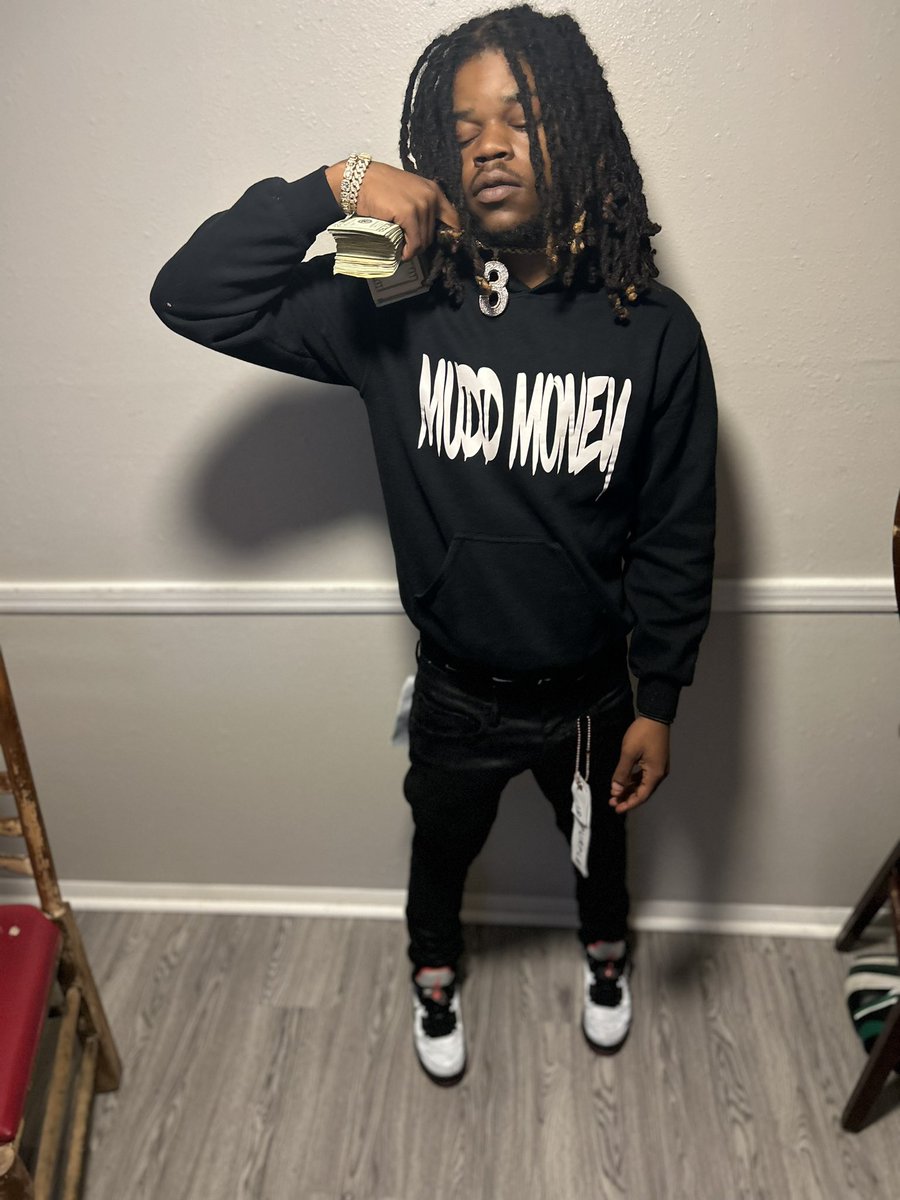 threethang's tweet photo. 300MoneyTeam https://t.co/p6aMgoWWxg