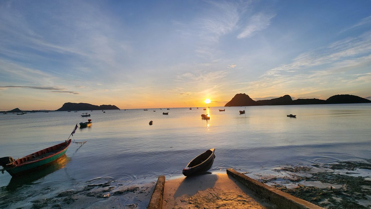 misterkwai's tweet photo. #prachuap https://t.co/ltijXhgC8w