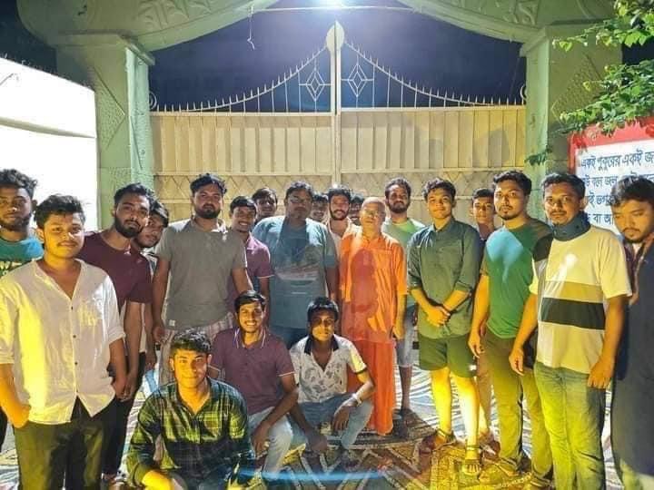 The Hindu community in Bangladesh are fellow citizens and our brothers and neighbors. They are safe in our country, and we stand with them in times of danger. We ensure no third-party violence.
#HinduAreSafeInBangladesh