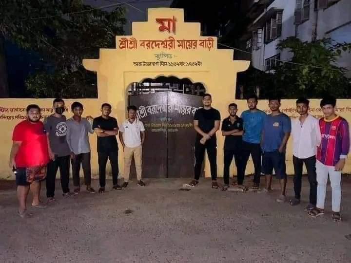 AlQudsNetworkBD's tweet photo. #HinduAreSafeInBangladesh  🇧🇩
#WeareUnited https://t.co/iLqiX07XzY