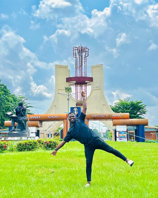 Manueldpoet's tweet photo. 33/36 (Anambra State) 03 states to go!

#withGodallthingsarepossible
#project36in36
#proverbs3:6
#Saved2save
#manuelthetraveller https://t.co/ZO3GFyQSTq
