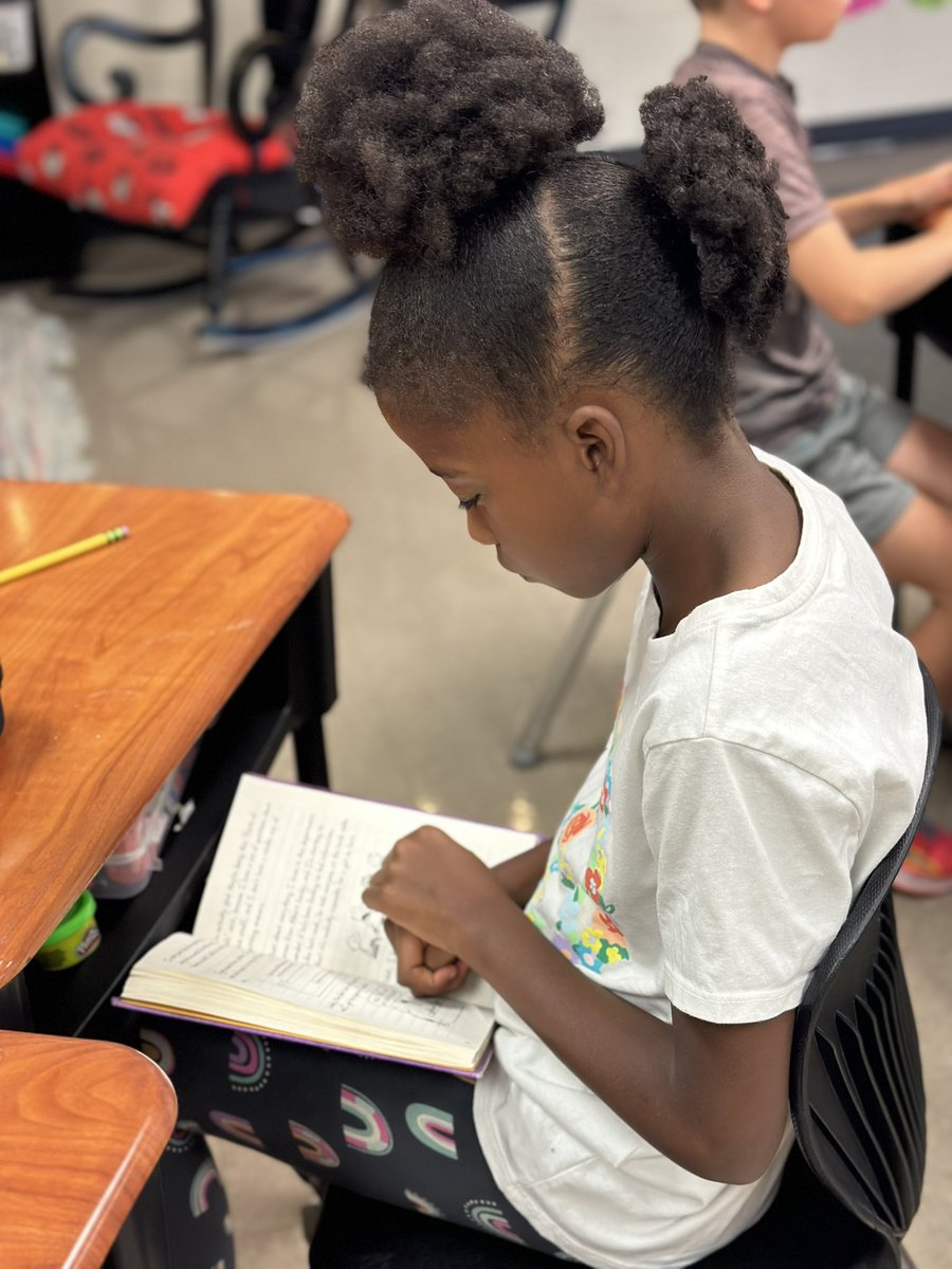 Readers are leaders!  📚 We spotted students enjoying stories all over our school today!  #TheBestView