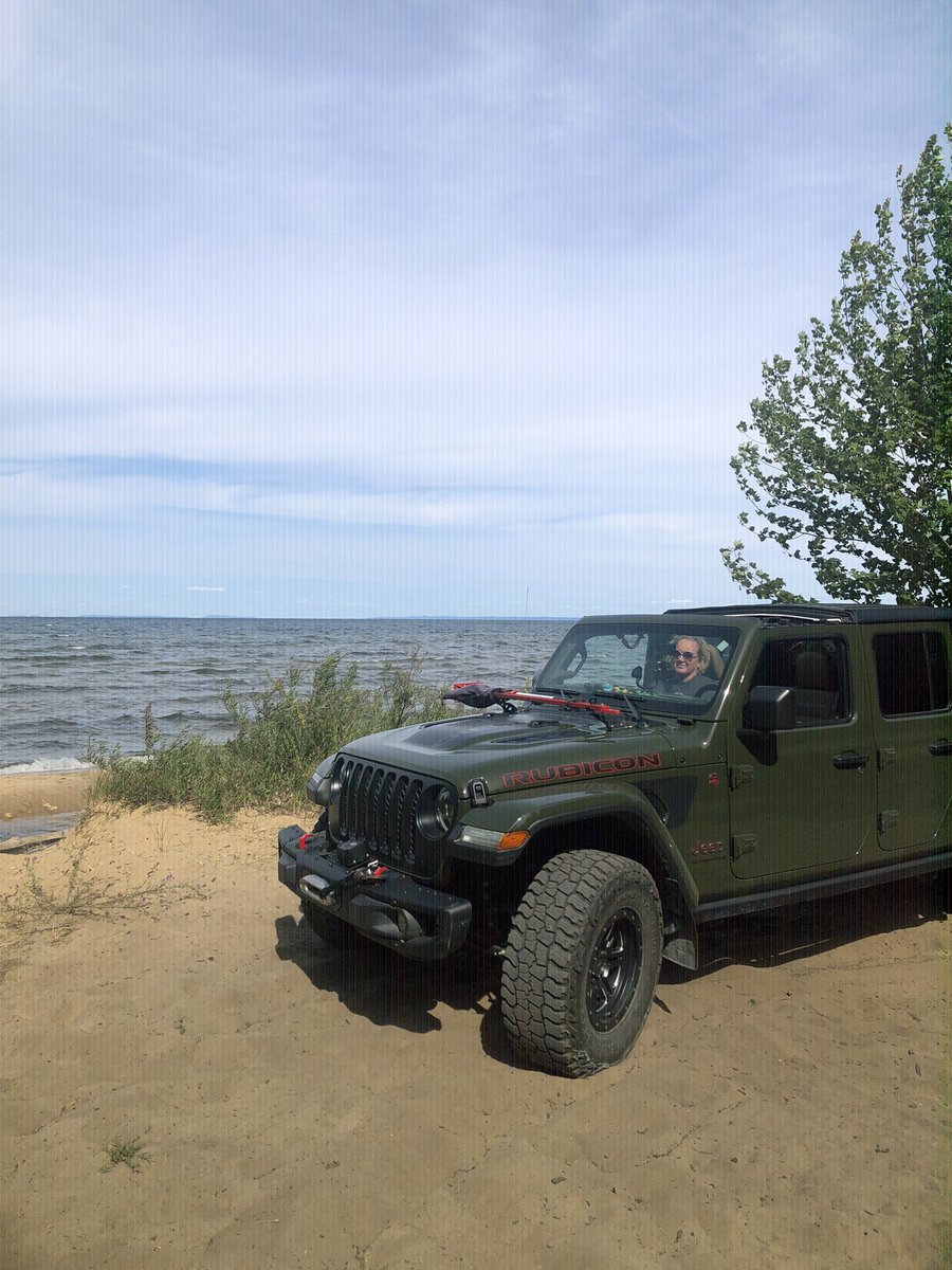 JeepdaBomb's tweet photo. Lake Superior 70s > so. Indiana 90s https://t.co/1oJoaoRDw3