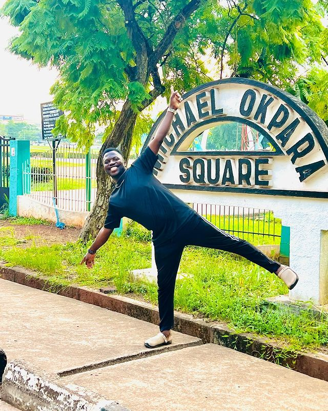 Manueldpoet's tweet photo. 34/36 (Enugu State) 02 states to go!

#withGodallthingsarepossible
#project36in36
#proverbs3:6
#Saved2save
#manuelthetraveller https://t.co/W3m3RQ5vYq