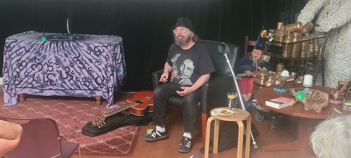 Faithful Fools tweet media