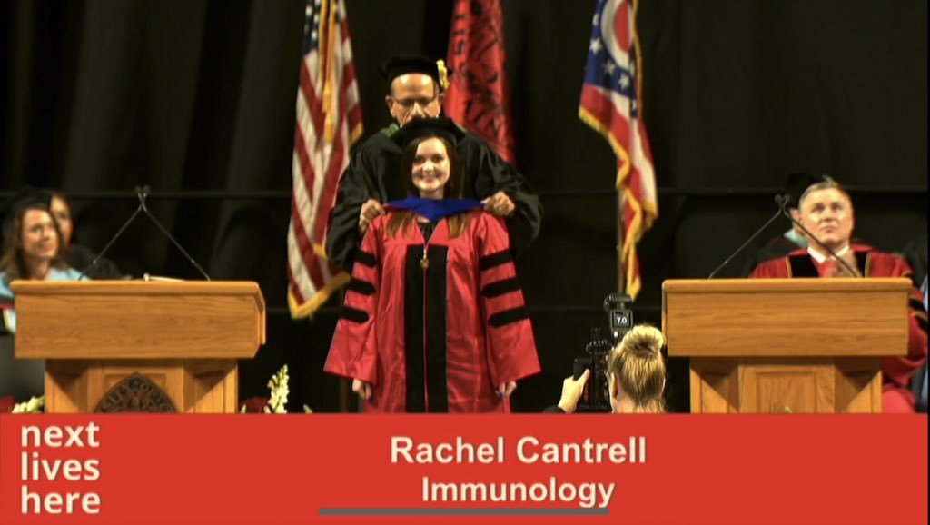 CincyImmunology's tweet photo. On Friday, several of our students participated in the graduation ceremony! Congratulations to the graduates and also to their mentors, who brought the same level of motivation &amp; focus to the hooding process as everything else 👨🏻‍🔬 https://t.co/9vTHDpK6Y0