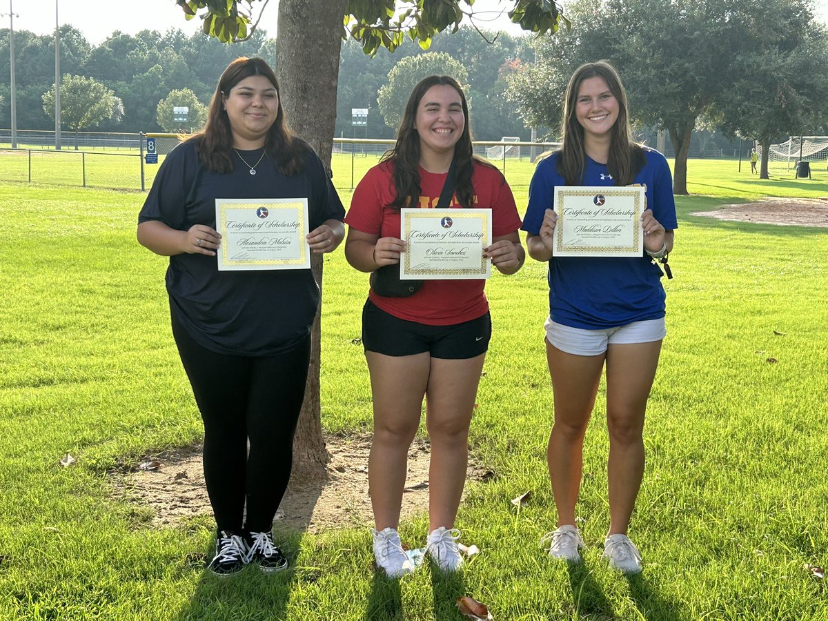 Thank you Cy Fair Girls Athletic Association, @StingTexas, and <a href="/cfintrudersgold/">CF Intruders Gold 18u</a> for 9 amazing years!! I am honored to receive the Charles J. Morgananti Memorial Scholarship.