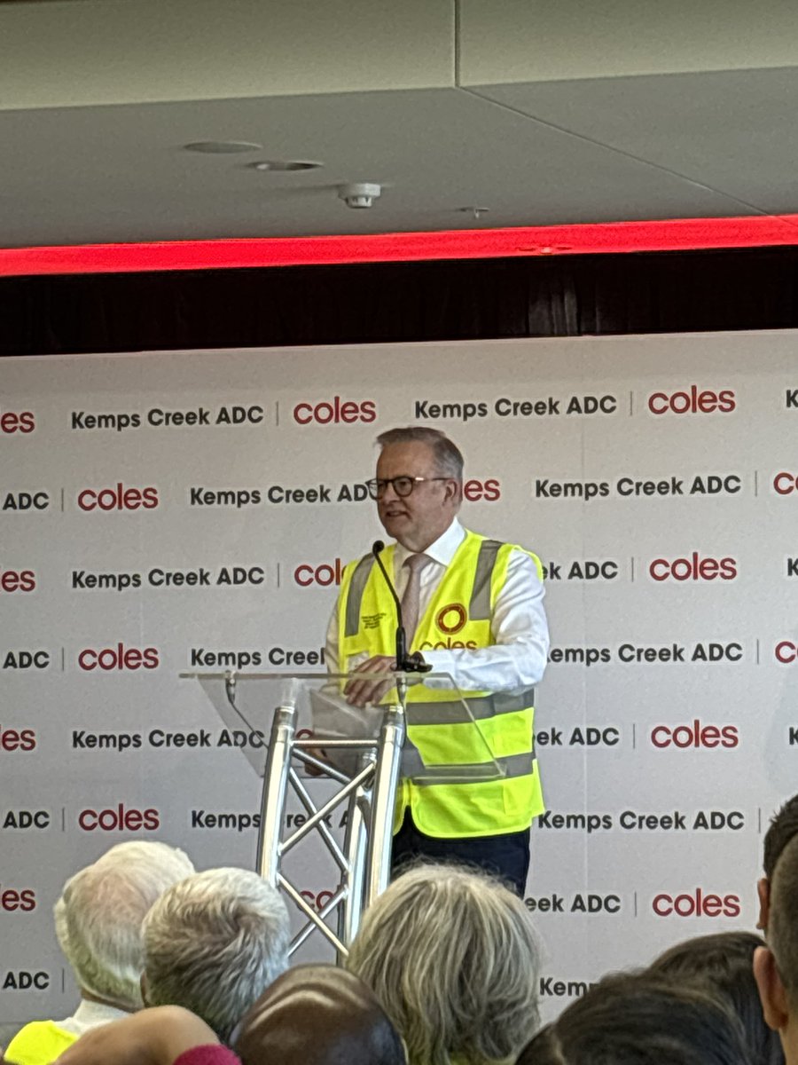 AmeliaBrace's tweet photo. Prime Minister @AlboMP is opening the new @Coles automated distribution centre in Western Sydney. @7NewsSydney https://t.co/9U3YjzFIGF