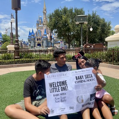 CastleSosa's tweet photo. Baby #3 coming soon 🤍🤍🤍 https://t.co/0TPD65RTZ4
