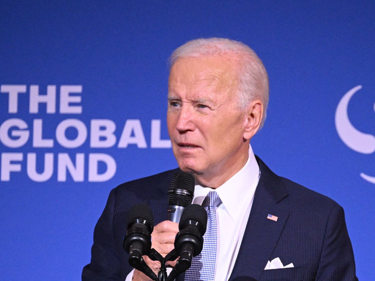 nicksortor's tweet photo. 🚨 SIX HOURS have past now since several U.S. troops were injured by a rocket attack on a U.S. base in Iraq, and we’ve still gotten NOTHING from the White House

What the hell is going on?

Where are Biden and Harris??! https://t.co/bGhNqcVi0w