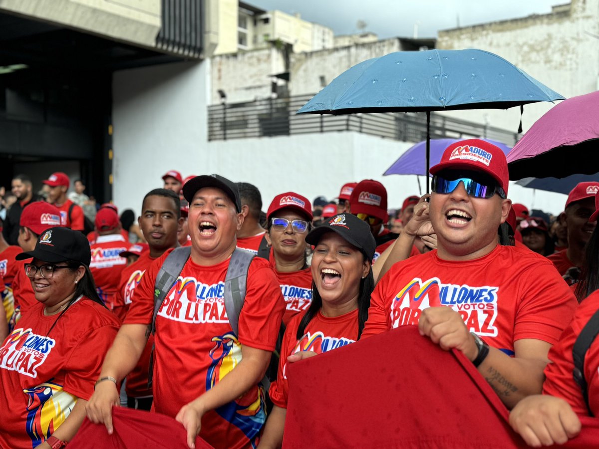 Sintrapepf_Org's tweet image. 📌 Hoy Caracas vibra con la presencia de la juventud petroquímica, firmes en su apoyo a Maduro. 🇻🇪

@NicolasMaduro 
@TellecheaRuiz 
@elguerrero9523