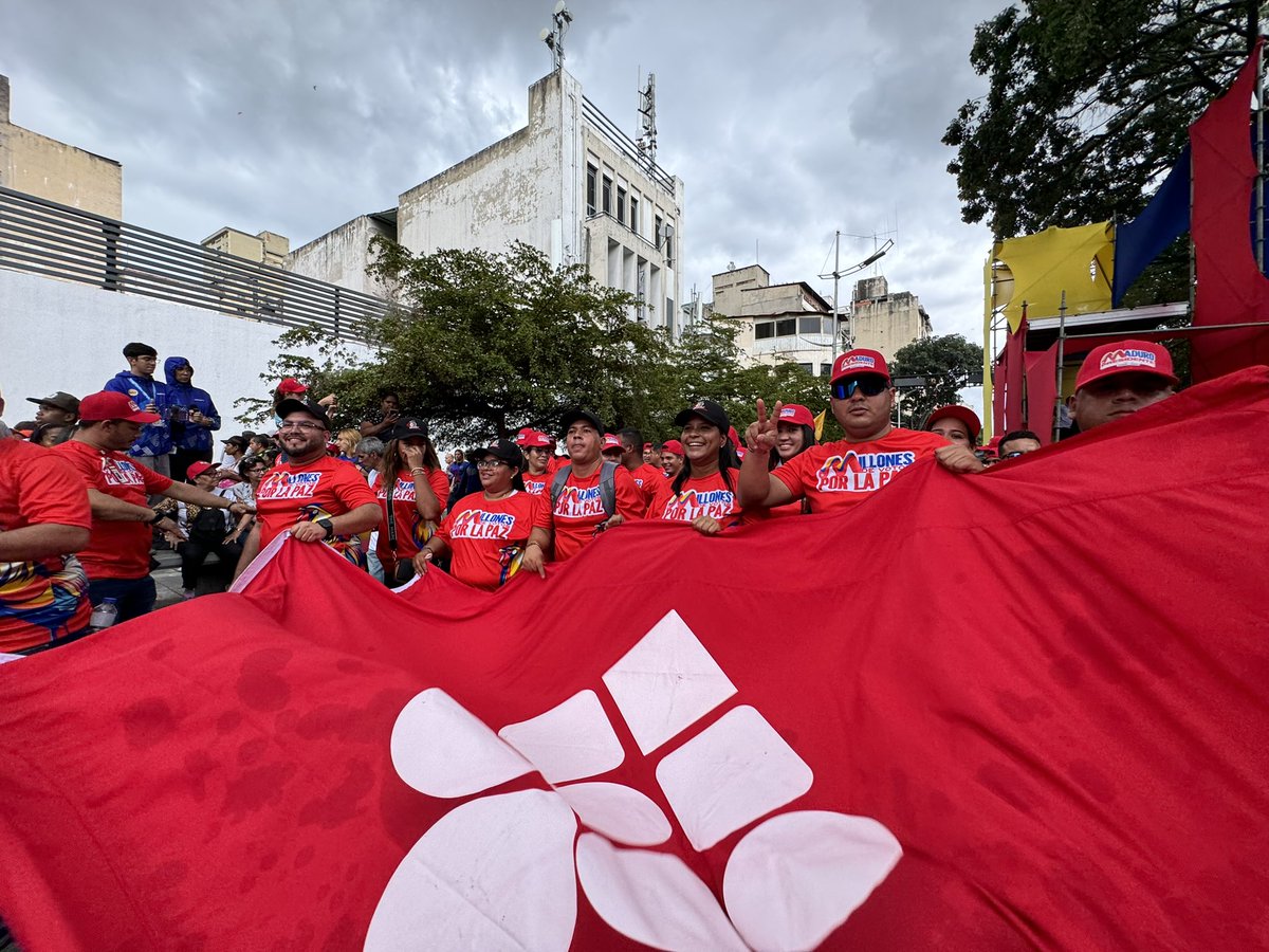 Sintrapepf_Org's tweet image. 📌 Marchando con entusiasmo y determinación, porque creemos en el proyecto de Nicolás Maduro para Venezuela. 🇻🇪

#JuventudComprometida

@NicolasMaduro 
@TellecheaRuiz 
@elguerrero9523