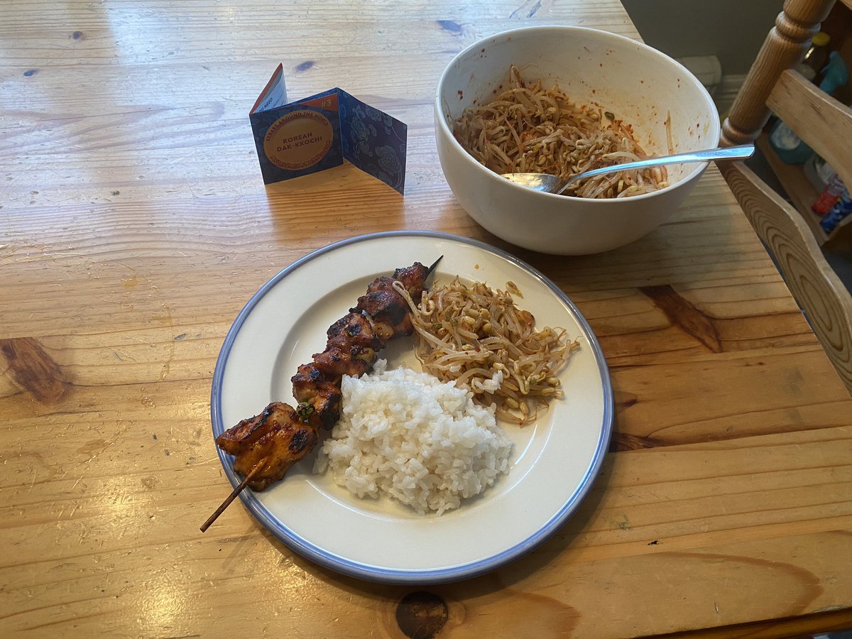 Korean dak-kkochi with sticky rice and bean sprout salad. Spicy! <a href="/the_spicery/">the spicery</a>