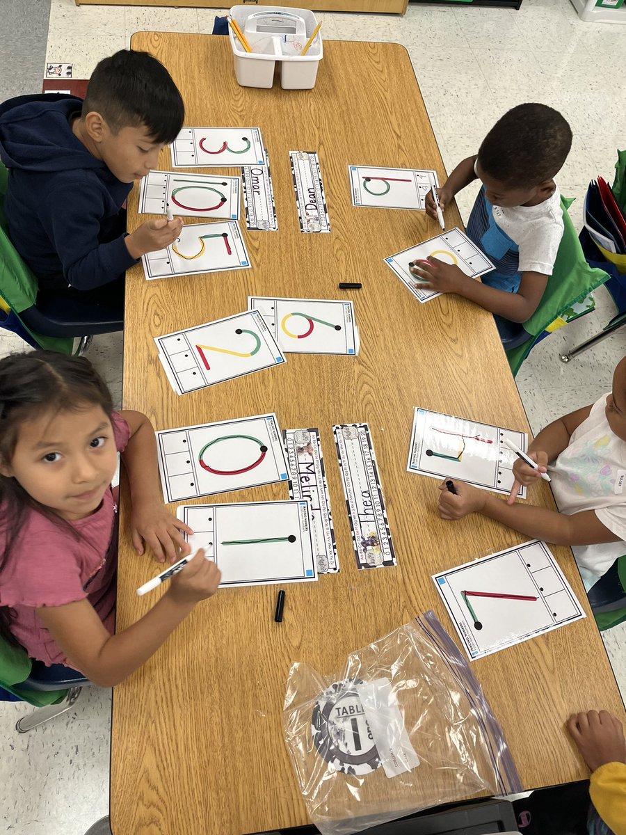 Abbi Davis tweet media