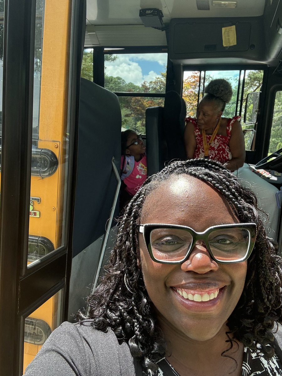 DrCharCovington's tweet photo. It was a great day in @DeKalbSchools! Hall duty, support duty, bus duty. All in a days work. #LithoniaHS #MarbutTheme #BrockettES #iLoveDCSD #Day1Success #Areas2,6,&7 #Day2Loading https://t.co/tqH4ehF0Gy
