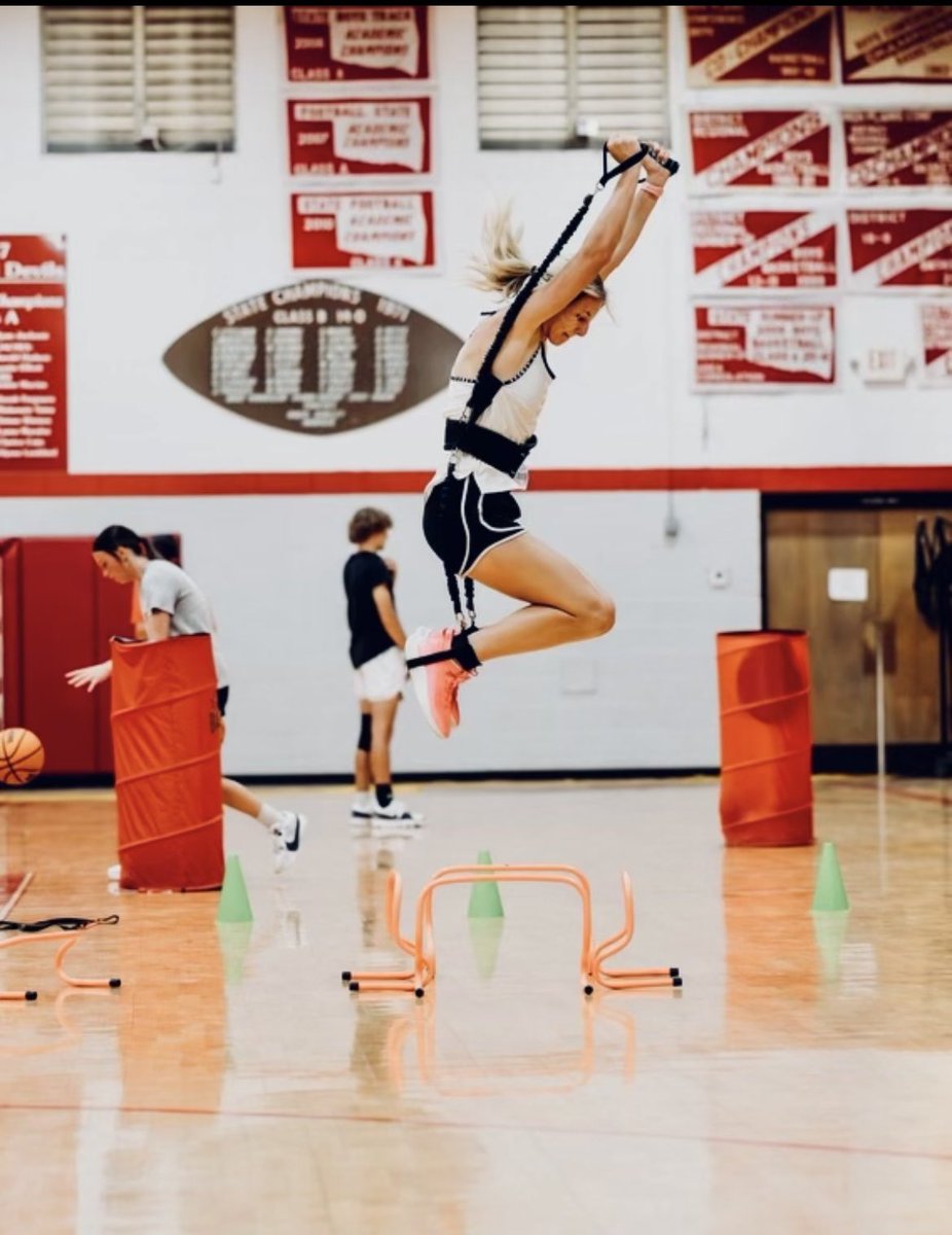 MONDAY night grind <a href="/jq_berry11/">Jacqueline Berry</a> <a href="/thewyattwheatly/">Wyatt Wheatly</a>