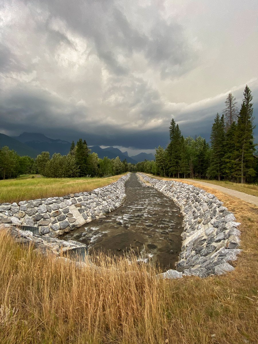 YYCstorms's tweet image. Looking west from Dead Mans Flats at 19:16hrs. #abstorm #shareyourweather