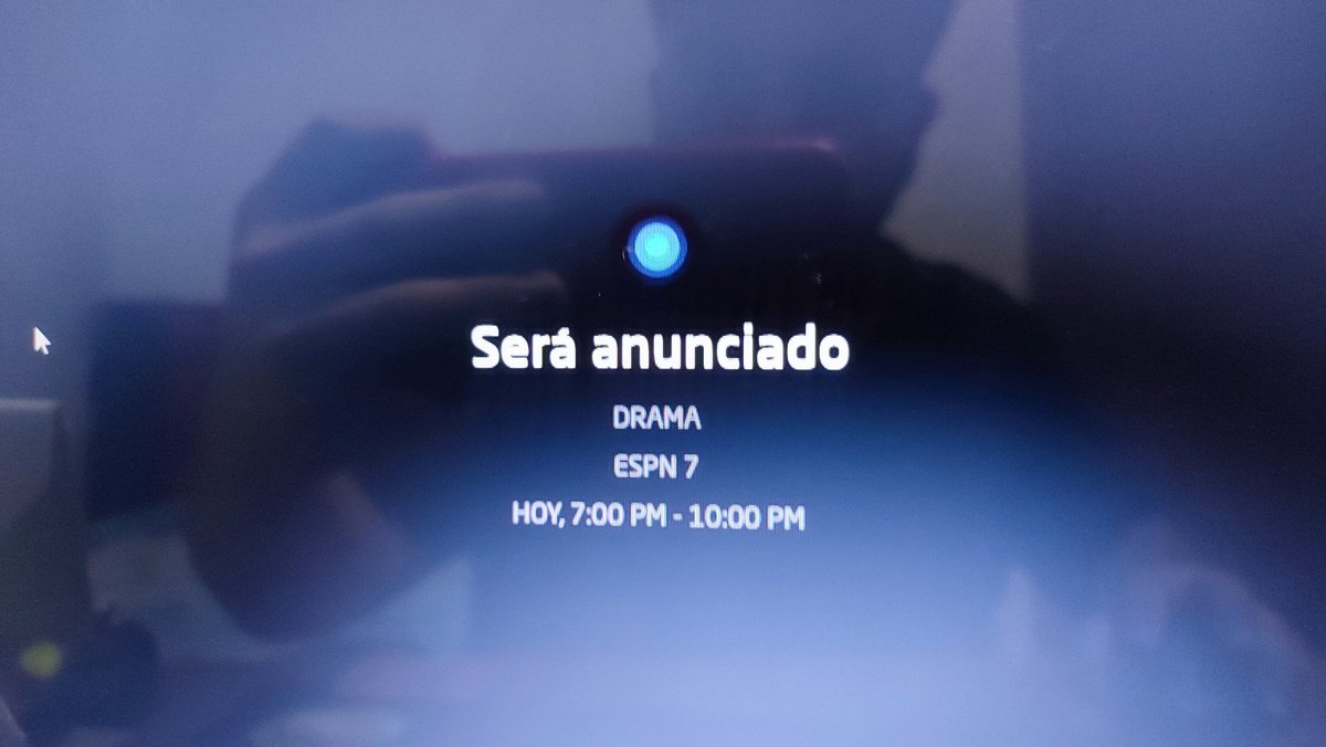 NicolasC25's tweet photo. @LuigiWrestling El #WWERaw post SummerSlam no puede ser tan dramático.

El título de RAW en ESPN: https://t.co/Yoo4dUbCv8