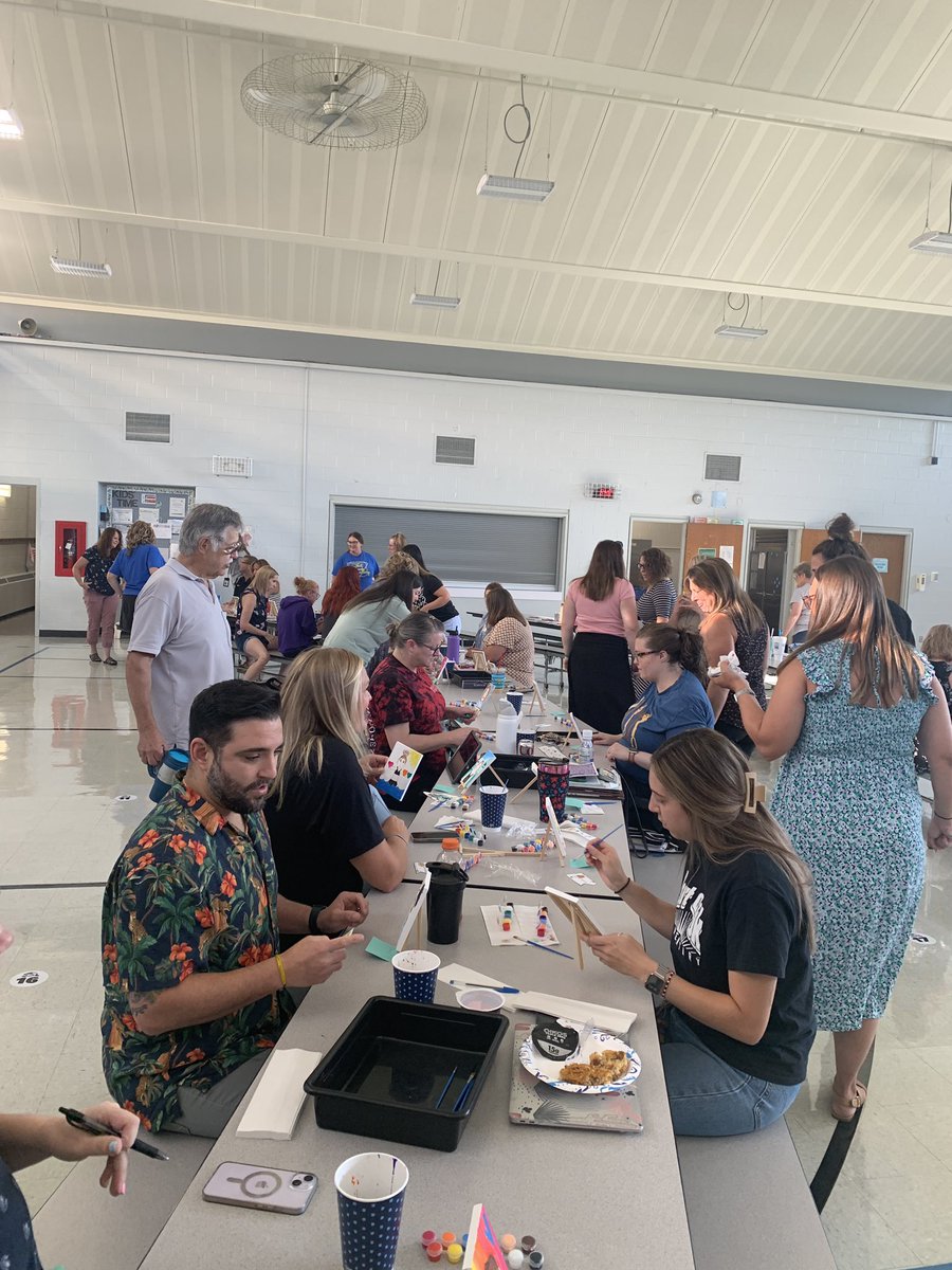 Fort Crook Falcons tweet media