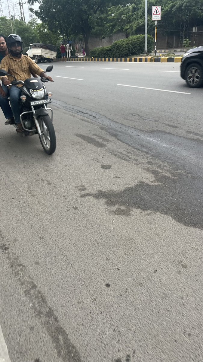sunil rao (@linusoar) on Twitter photo 6:56am tue adjacent to gacchibowli Cyberabad traffic PS . Over 10 min atleast 10/15 such wrong side .All to TCS ! Obviously no action right ?? <a href="/CYBTRAFFIC/">Cyberabad Traffic Police</a> <a href="/HYDTP/">Hyderabad Traffic Police</a> <a href="/TelanganaCMO/">Telangana CMO</a> <a href="/TelanganaDGP/">DGP TELANGANA POLICE</a> 6:56am tue adjacent to gacchibowli Cyberabad traffic PS . Over 10 min atleast 10/15 such wrong side .All to TCS ! Obviously no action right ?? <a href="/CYBTRAFFIC/">Cyberabad Traffic Police</a> <a href="/HYDTP/">Hyderabad Traffic Police</a> <a href="/TelanganaCMO/">Telangana CMO</a> <a href="/TelanganaDGP/">DGP TELANGANA POLICE</a>