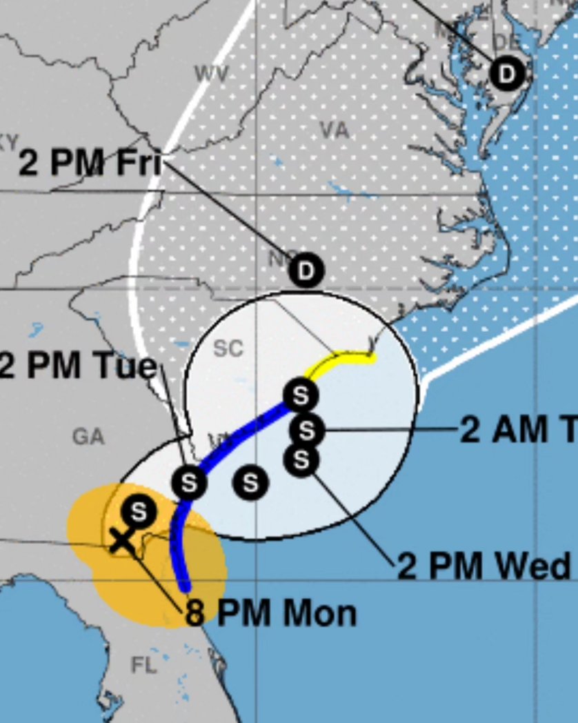kalarson's tweet image. Well, today's been interesting and it really hasn't even started yet. For all those in low area, rivers, creeks, and branches, stay safe! 
#tropicalstorm
#debbie
#hurricane 
#effinghamCounty