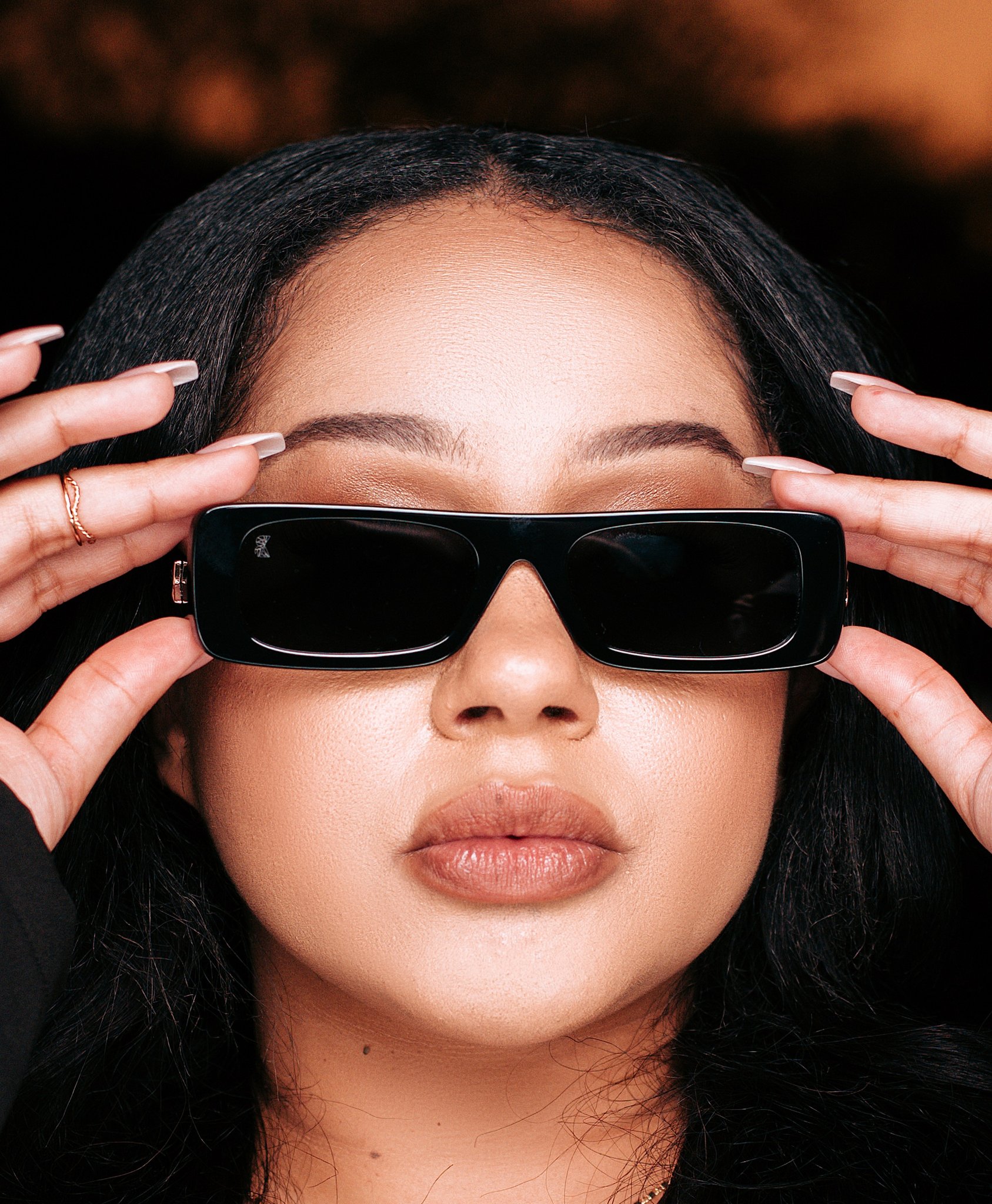 Collections by Bk Proctor on X PROCTOR EYEWEAR x Roselyn April RoselynApril PROCTOR EYEWEAR are crafted with unwavering dedication and embodies opulence. For prices please visit our store catalogue li...