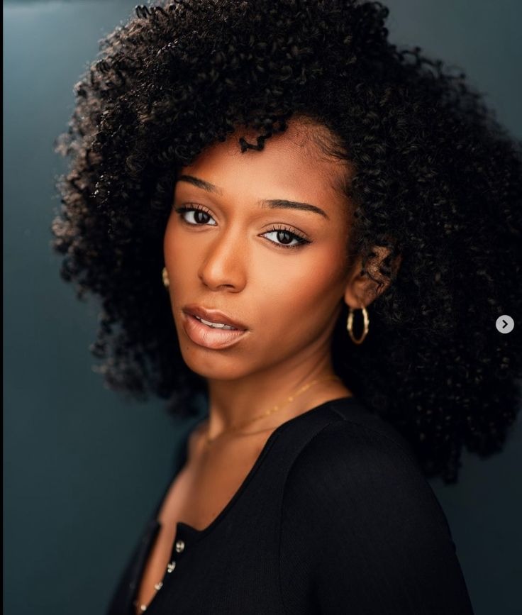 KamalaThando's tweet image. Struggling to find the perfect wig for a smaller head? Our guide helps you choose the best human hair wigs, especially for African American individuals. #WigGuide #HumanHairWigs #SmallHead #AfricanAmericanHair #WigTips
bit.ly/4ch7eYG