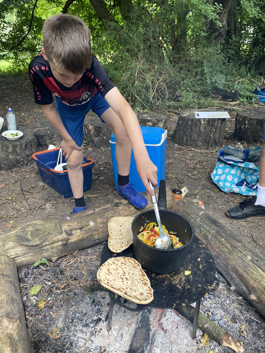 Play_Glos's tweet photo. #ChildLedPlay takes on many forms, and sometimes children feel comfortable having a role in the group.

Last week one of our players asked to make a veggie curry which he was delighted to share, he then volunteered as bingo caller for a group game.

@TNLComFund #Play2Nurture https://t.co/XV9eSj3Odp