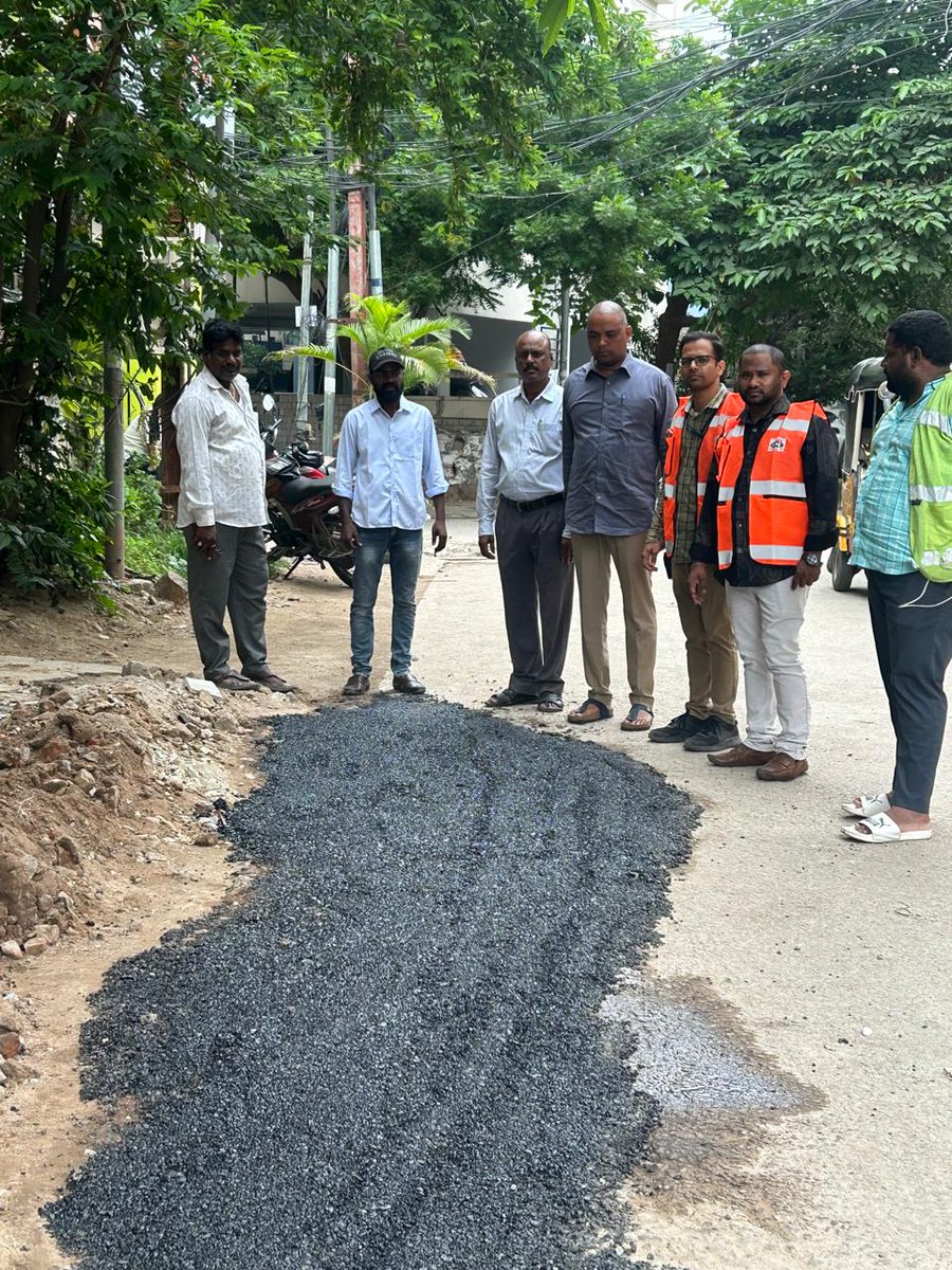 Good afternoon, 
Filling of potholes with BT in aurunodaya colony in madhapur ward. <a href="/GHMCOnline/">GHMC</a>