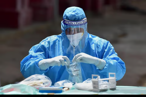 docthub's tweet photo. Here is the updated list of #pathogens that could trigger the next pandemic by the WHO. It is important to stay informed and prepared as we navigate these potential threats. #docthub #ProtectAllFaiths #dengue #mopx #doctor #StaySafe #healthandsafety https://t.co/hReNqvO54Z