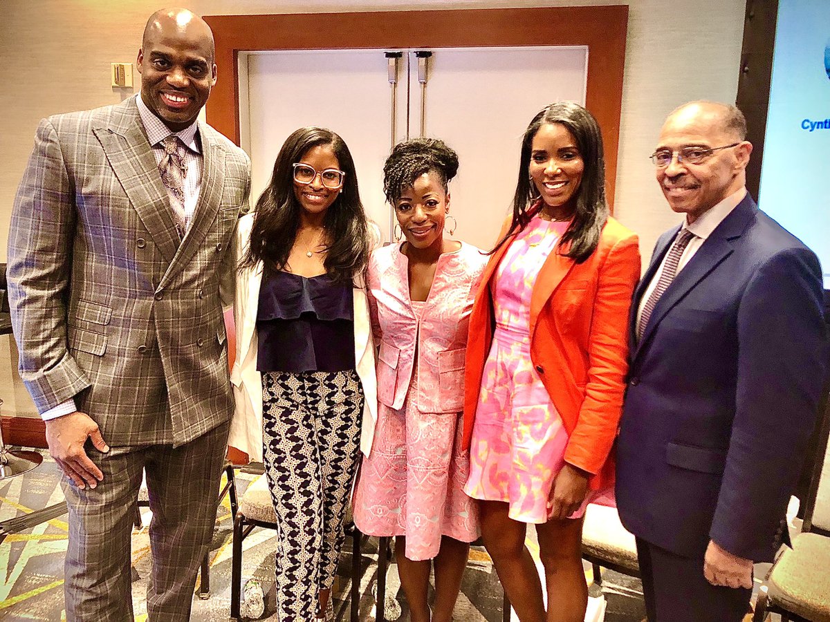 Honored to moderate &amp; present w this phenomenal multi-disciplinary panel sharing on: More Than A #Headache: The underdiagnosis &amp; undertreatment reality of #migraine [disease]. A Symposium @ the <a href="/NationalMedAssn/">National Medical Association</a> in #NYC today! 
<a href="/pfizer/">Pfizer Inc.</a> <a href="/cynarmandmd/">Cynthia E. Armand, MD</a> <a href="/DrHopeMO/">HL O'Brien</a> <a href="/JShepherd_MD/">Jessica Shepherd, MD, MBA, FACOG</a> Dr. Joe