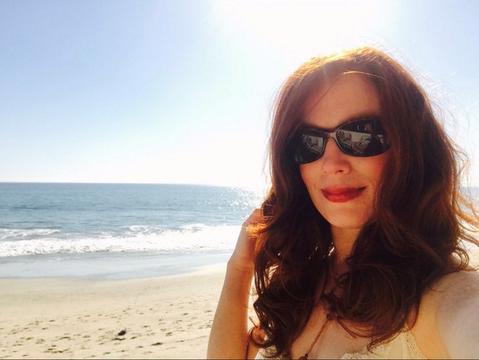 We can go for a picnic date on any beach anywhere in the world. Where do we go? 😘🍷🐇 https://t.co/T5p<a href="/tag/redhead"class="tags"><span>#redhead</span></a><a href="/tag/ginger"class="tags"><span>#ginger</span></a><a href="/tag/celebration"class="tags"><span>#celebration</span></a><a href="/tag/wednesdaymotivation"class="tags"><span>#wednesdaymotivation</span></a>