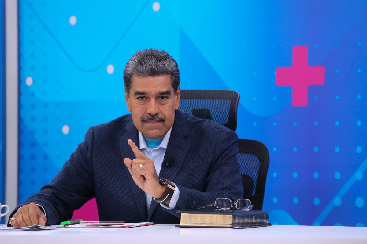 #Ahora Pdte. <a href="/NicolasMaduro/">Nicolás Maduro</a>: Activé un mecanismo constitucional para que sea el <a href="/TSJ_Venezuela/">TSJ Venezuela</a>, como máxima instancia en su Sala Electoral la Institución que dirima la controversia del ataque al CNE, y sentencie a favor de la justicia y la paz del país.

#05Ago