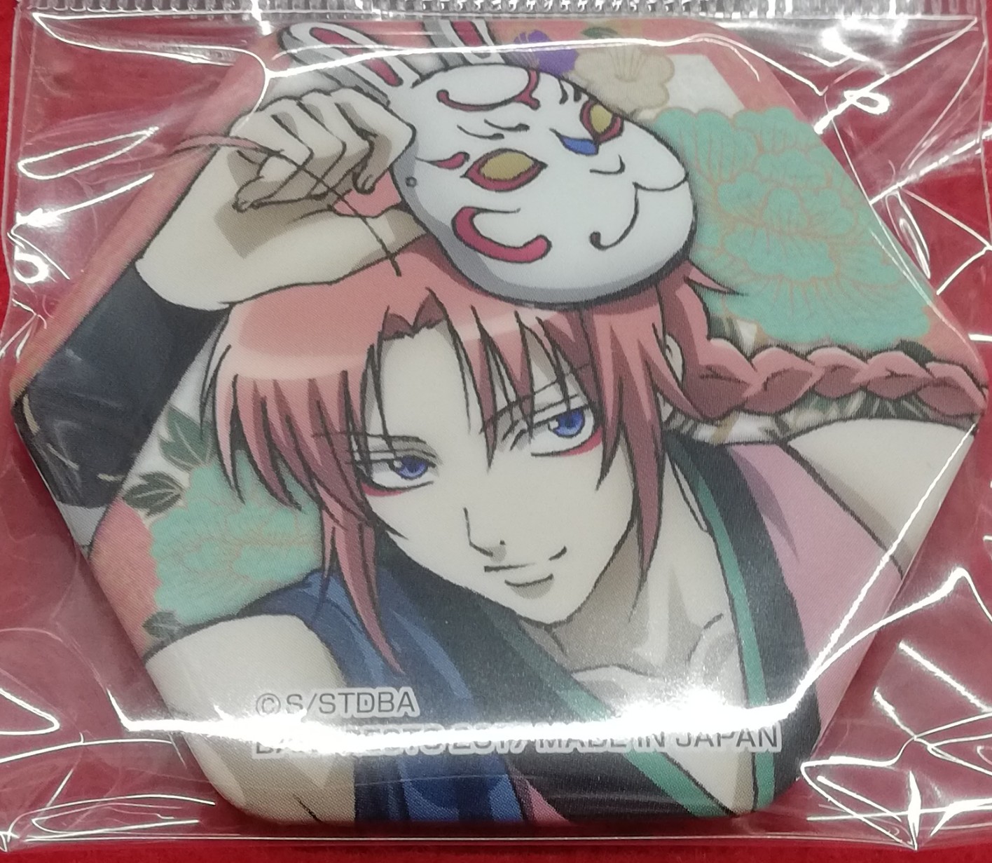 銀魂 一番カフェ 六角形缶バッジ 神威