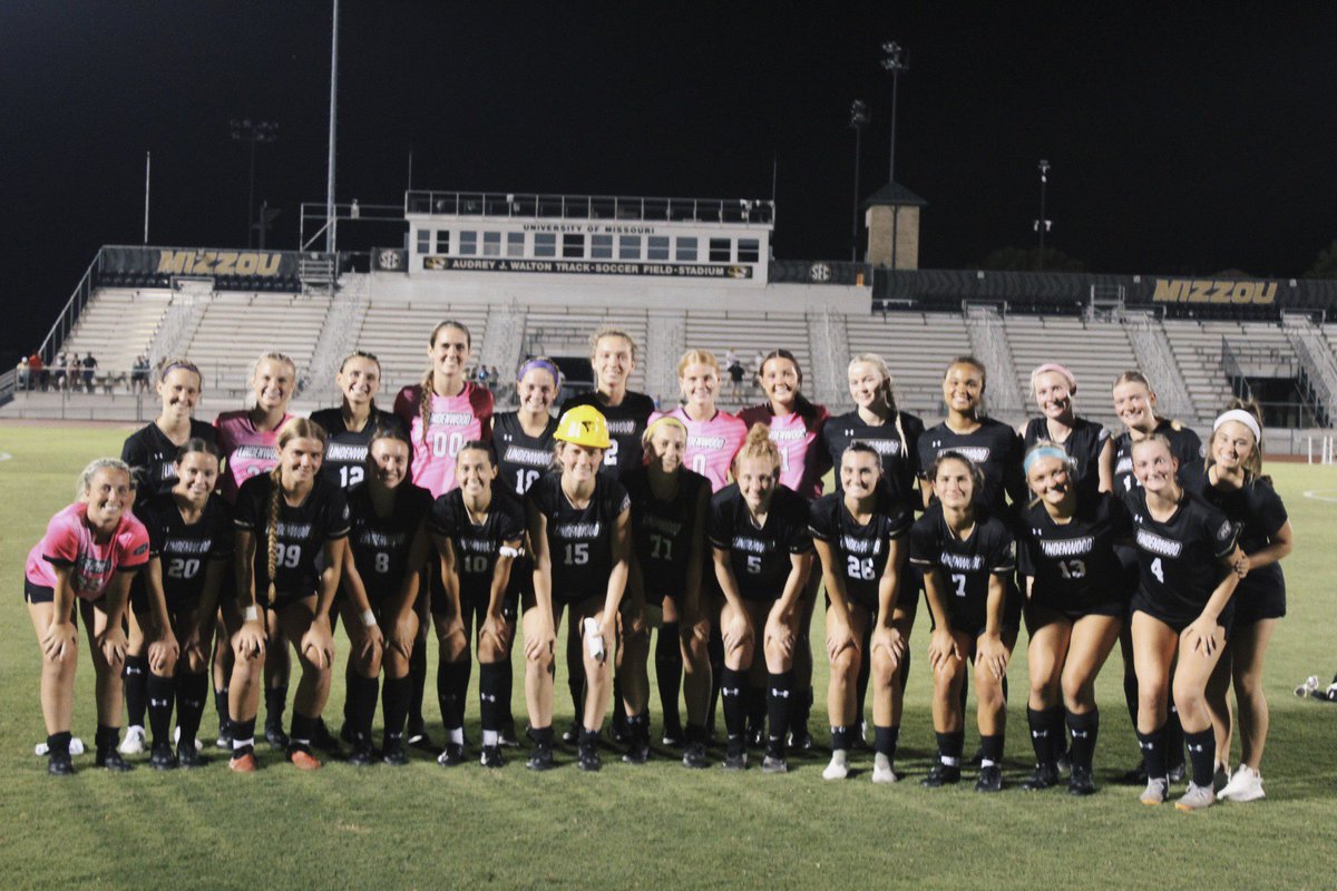 New year! New goals! 

Congrats to <a href="/OhlsenMattie/">Mattie Ohlsen</a> for earning hard hat player of the game! Well deserved! 

#S2P #Family