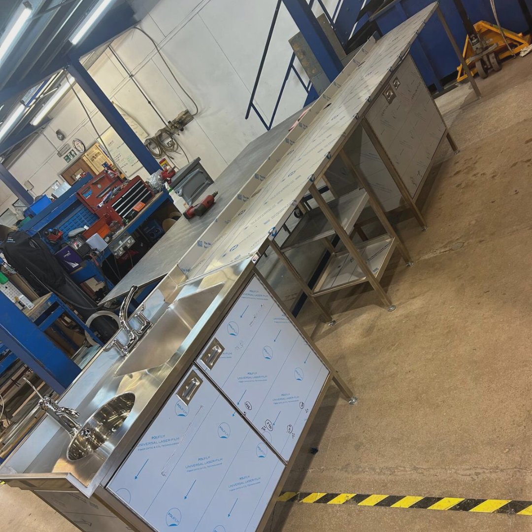 TargetCatering's tweet image. Targets Bespoke Stainless Steel Fabrication 🧑‍🏭 customised to suit any space, any where 🔥

Get a quote today!  01452 410447 or email 📧 Enquiries@targetcatering.co.uk for more information and prices🎯