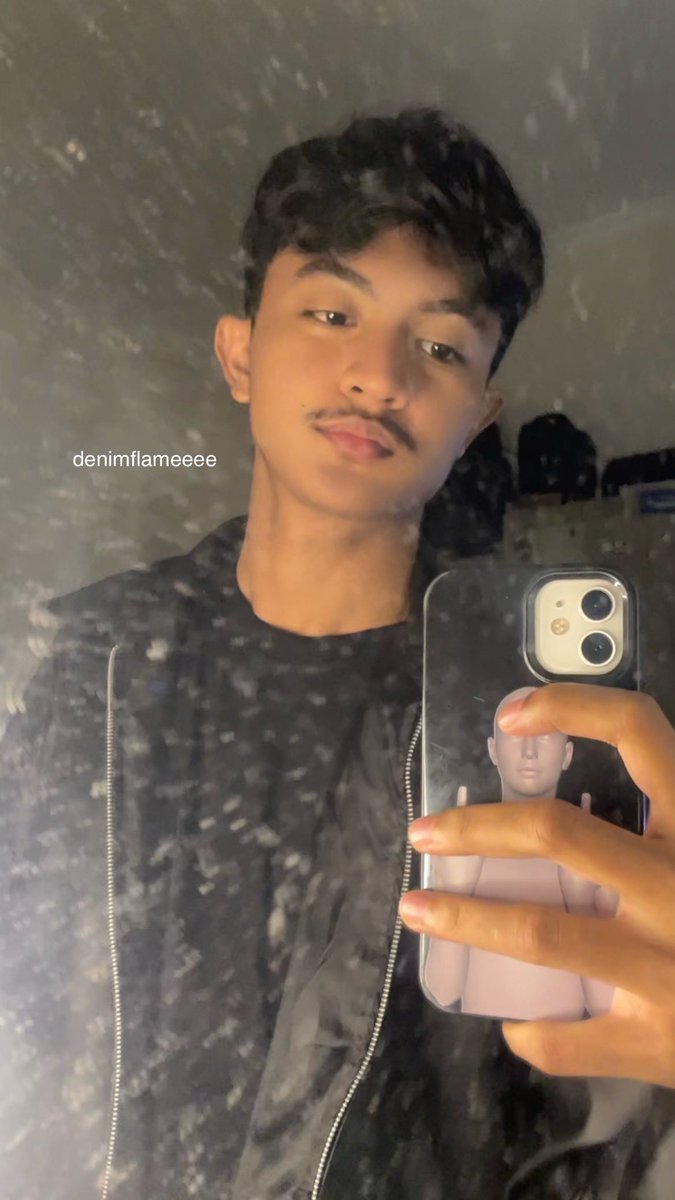 blur karena hasil ss dari video wkwk