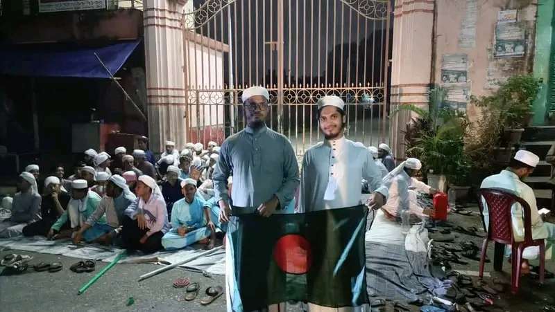 sapphire_2602's tweet image. MUSLIMS ARE PROTECTING "MANDIRS"

#WeStandWithMinorities 
#StopIndianPropaganda
#HindusAreSafeInBangladesh