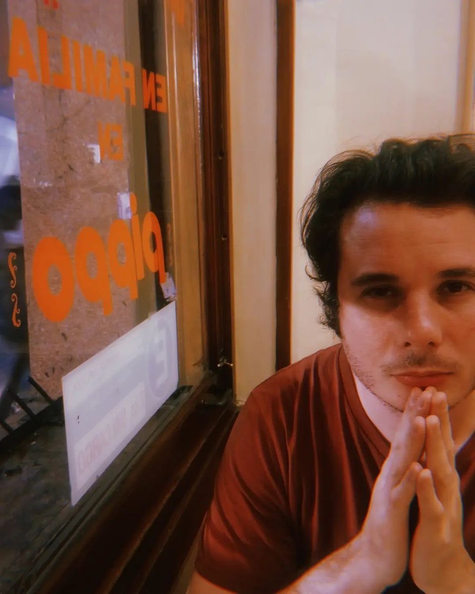 lyannriveraa's tweet photo. like para agregarte al vegezzi crew🧡 https://t.co/9M2kXkMmSw
