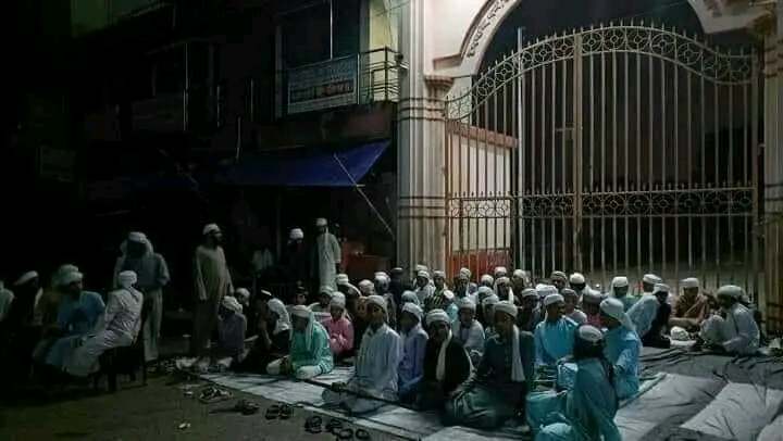 sapphire_2602's tweet image. MUSLIMS ARE PROTECTING "MANDIRS"
📍 in sylhet

#WeStandWithMinorities 
#StopIndianPropaganda
#HindusAreSafeInBangladesh