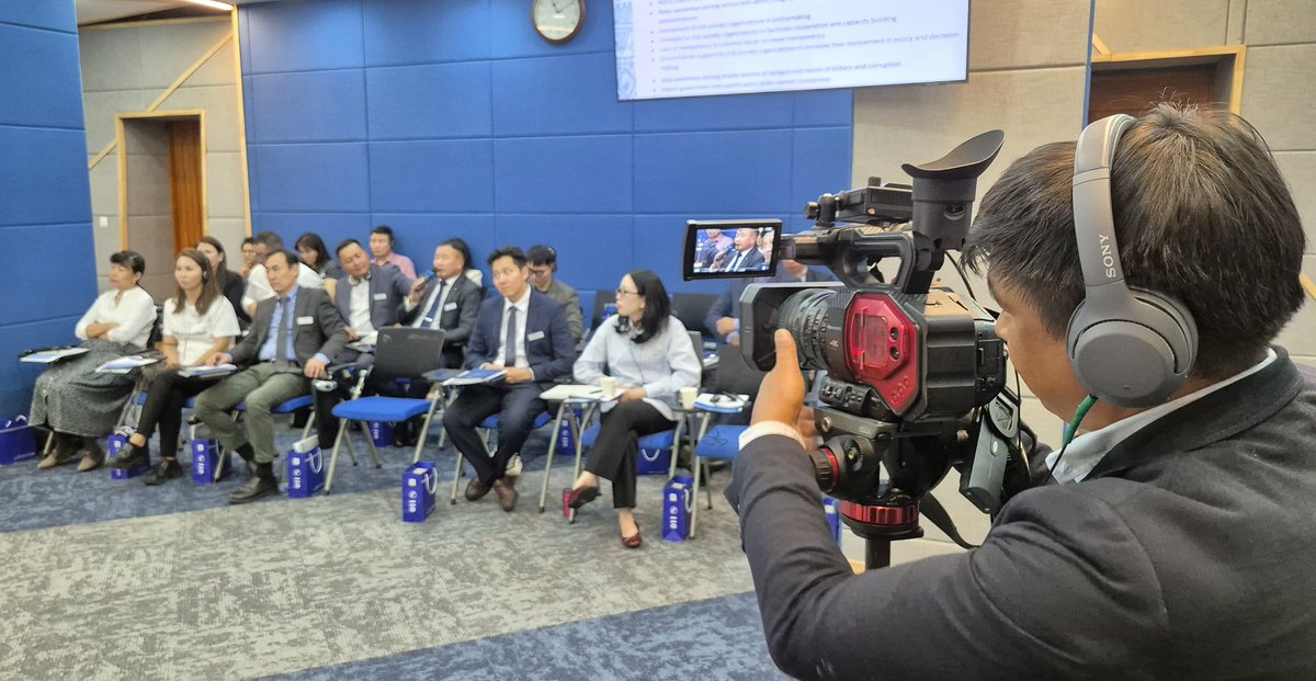 John Hyde (@johnhydeperth) on Twitter photo Mongolia civil society working with <a href="/UNODC_SEAP/">UNODC Southeast Asia-Pacific</a> & Mongolia IACC this week to implement anti-corruption priorities: meaningful CSO engagement, information transparency, youth & education awareness, private sector buy-in. Thx <a href="/StateINL/">US Dept of State INL</a> <a href="/megumiha_/">Megumi Hara 🧏🏻♀️</a> Mongolia civil society working with <a href="/UNODC_SEAP/">UNODC Southeast Asia-Pacific</a> & Mongolia IACC this week to implement anti-corruption priorities: meaningful CSO engagement, information transparency, youth & education awareness, private sector buy-in. Thx <a href="/StateINL/">US Dept of State INL</a> <a href="/megumiha_/">Megumi Hara 🧏🏻♀️</a>