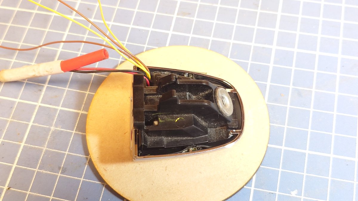 BRECE2006's tweet photo. 着々と
ゴムシートを製作して
#カー用品 #voxyparts #alphard https://t.co/DKMyYN3RYb