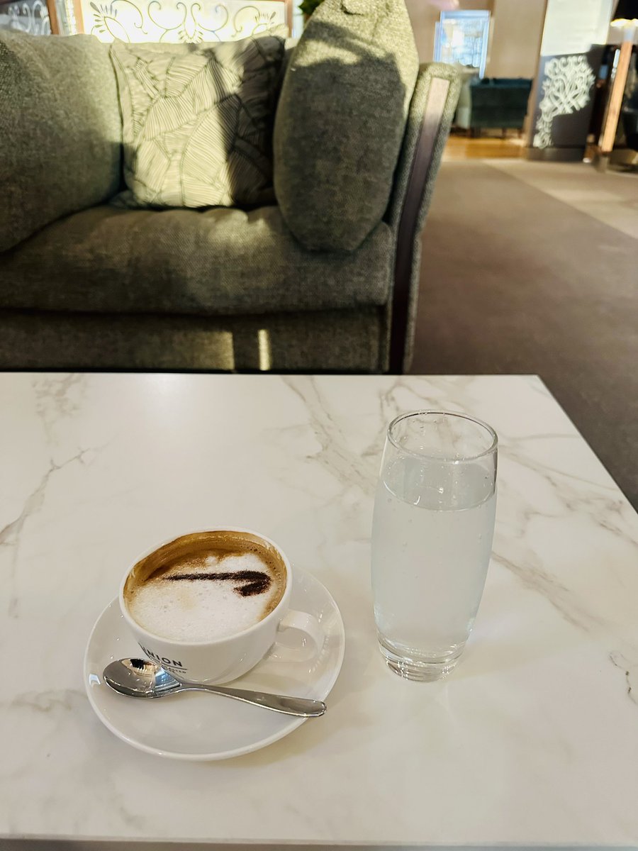 alexdc1's tweet image. Back in the air with @British_Airways - next stop 🇩🇪