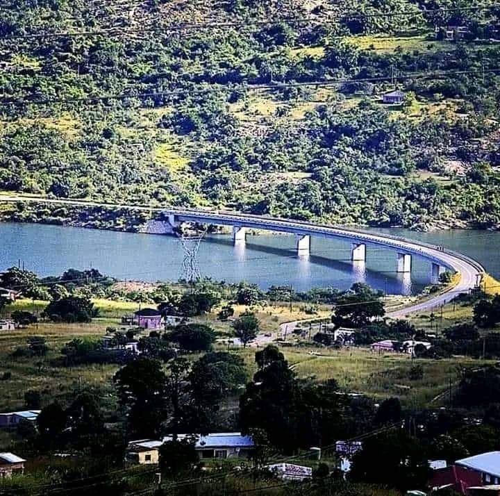 BuhleBakaNgwane's tweet photo. Nkomazi
#eswatini #LiveLetfu #lihle #bridge #innovation https://t.co/rbAUtmbDo6